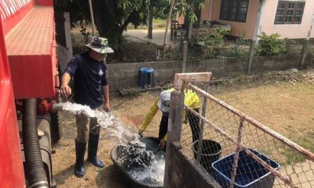 สนับสนุนน้ำอุปโภคเพื่อบรรเทาความเดือดร้อนให้กับชาวบ้านหนองบัวอารีย์ หมู่ 6